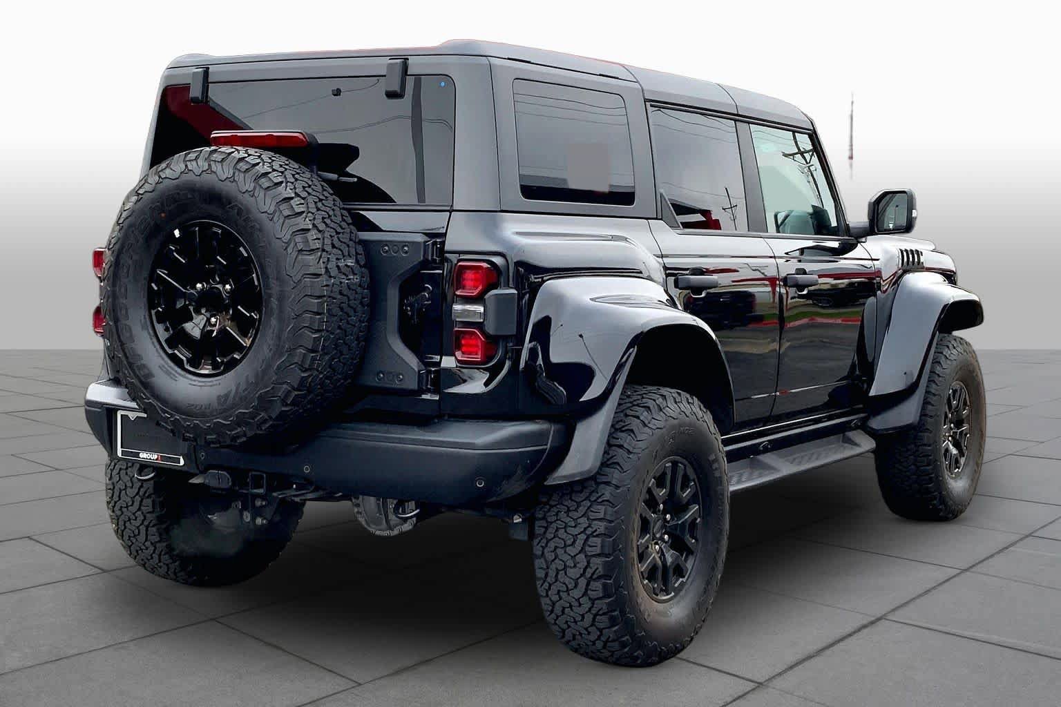 Used 2024 Ford Bronco Raptor w/ Interior Carbon Fiber Pack 6 AWD/4WD image 13