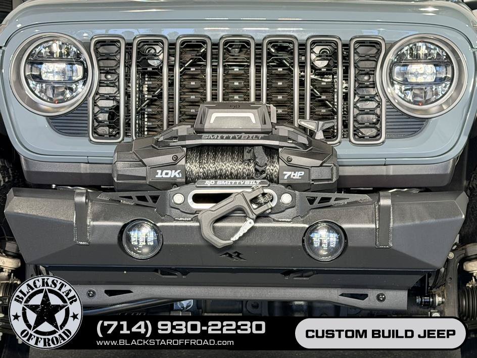 Used 2026 Jeep Wrangler Unlimited Rubicon AWD/4WD image 5