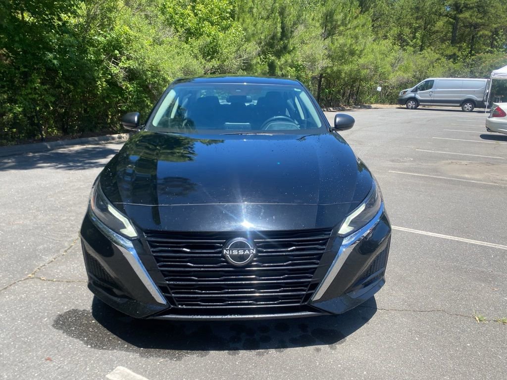 Certified 2024 Nissan Altima 2.5 SV FWD image 10