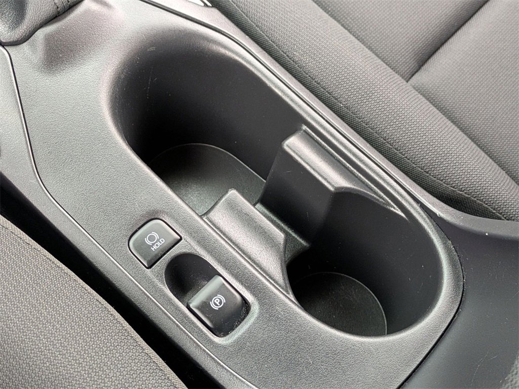 Used 2025 Toyota Corolla LE image 19