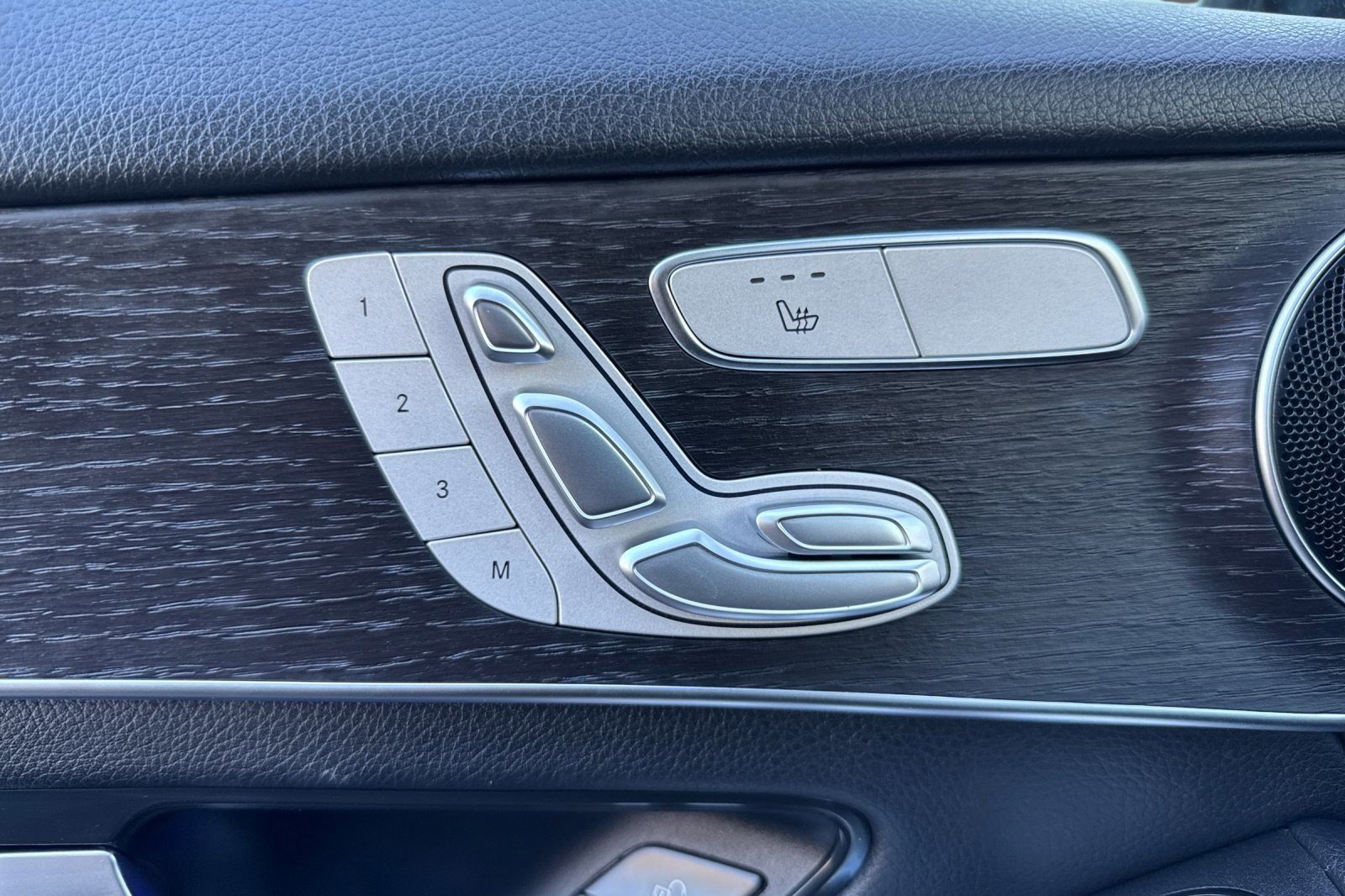 Used 2022 Mercedes-Benz GLC 300 4MATIC image 20