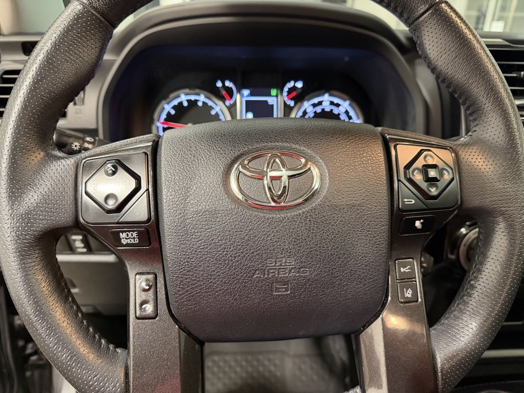 Used 2021 Toyota 4Runner Venture w/ Moonroof Package image 23