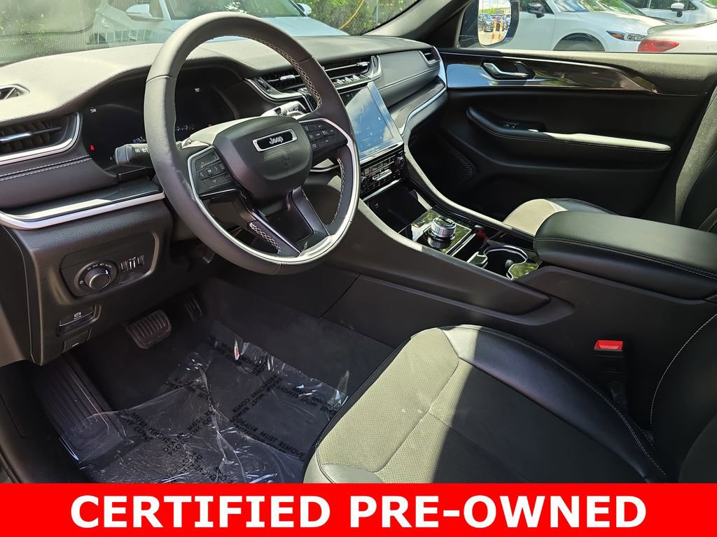 Used 2023 Jeep Grand Cherokee Altitude image 17