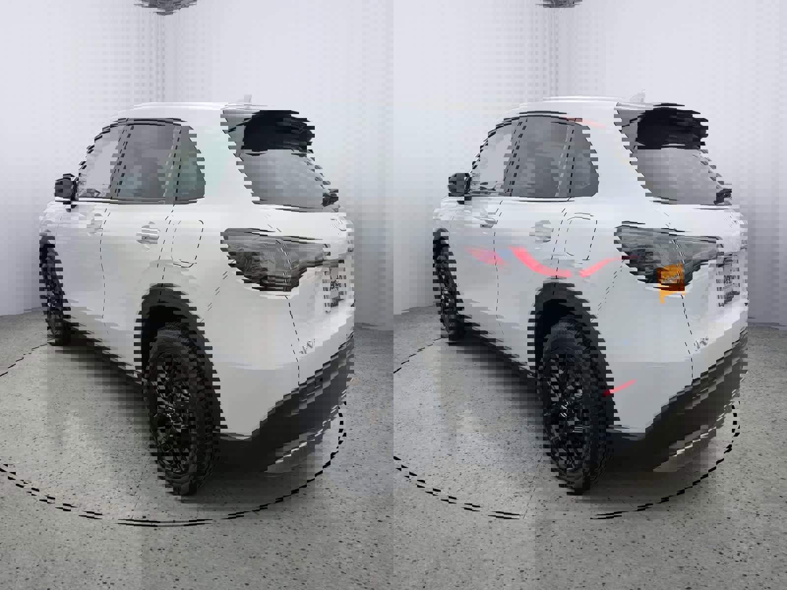 Used 2023 Honda HR-V Sport image 4