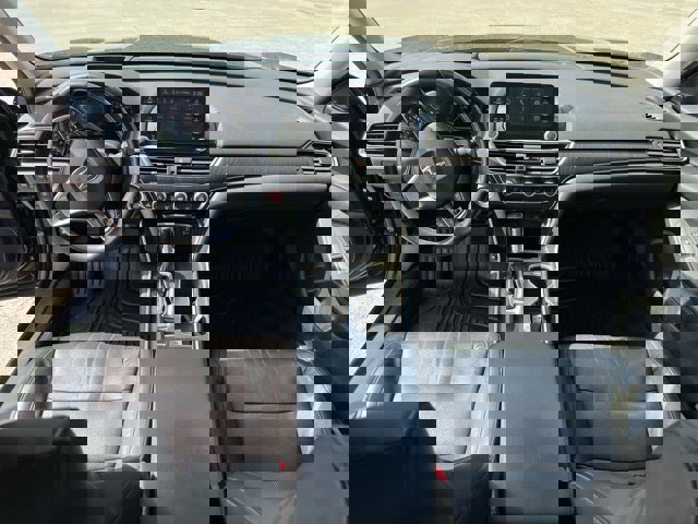 Used 2018 Honda Accord Touring image 21