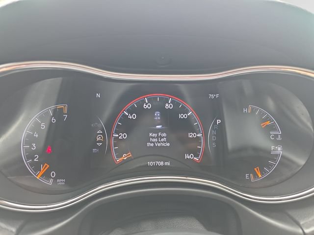 Used 2015 Jeep Grand Cherokee Altitude AWD/4WD image 14