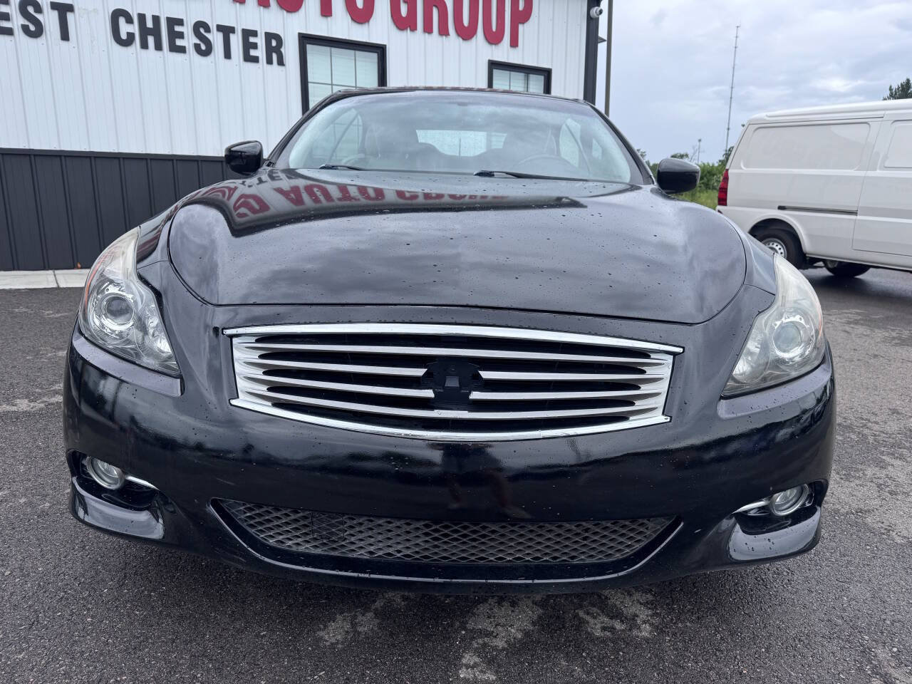 Used 2014 INFINITI Q60 Convertible w/ Premium Package RWD image 2