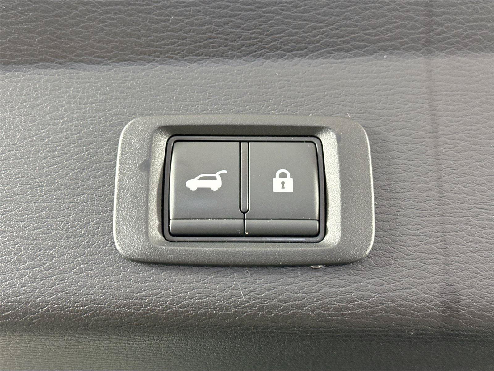 Used 2024 Mitsubishi Outlander SEL FWD image 39