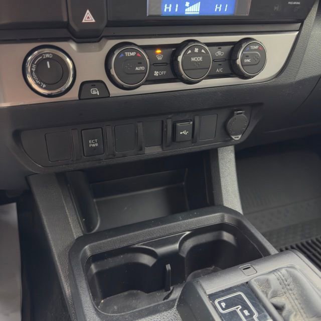 Used 2022 Toyota Tacoma SR image 20