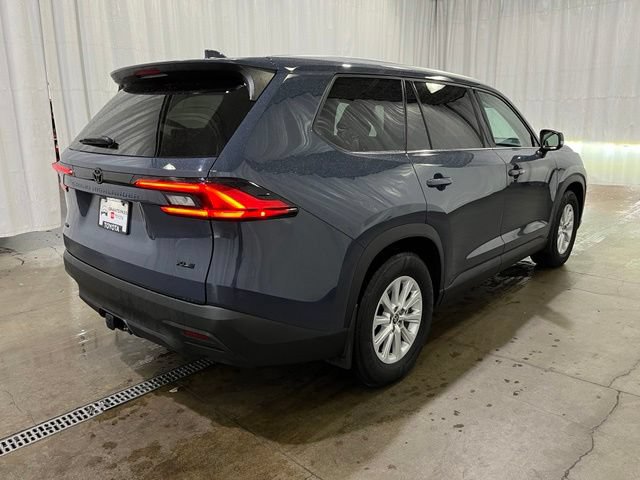 Certified 2024 Toyota Grand Highlander AWD image 4
