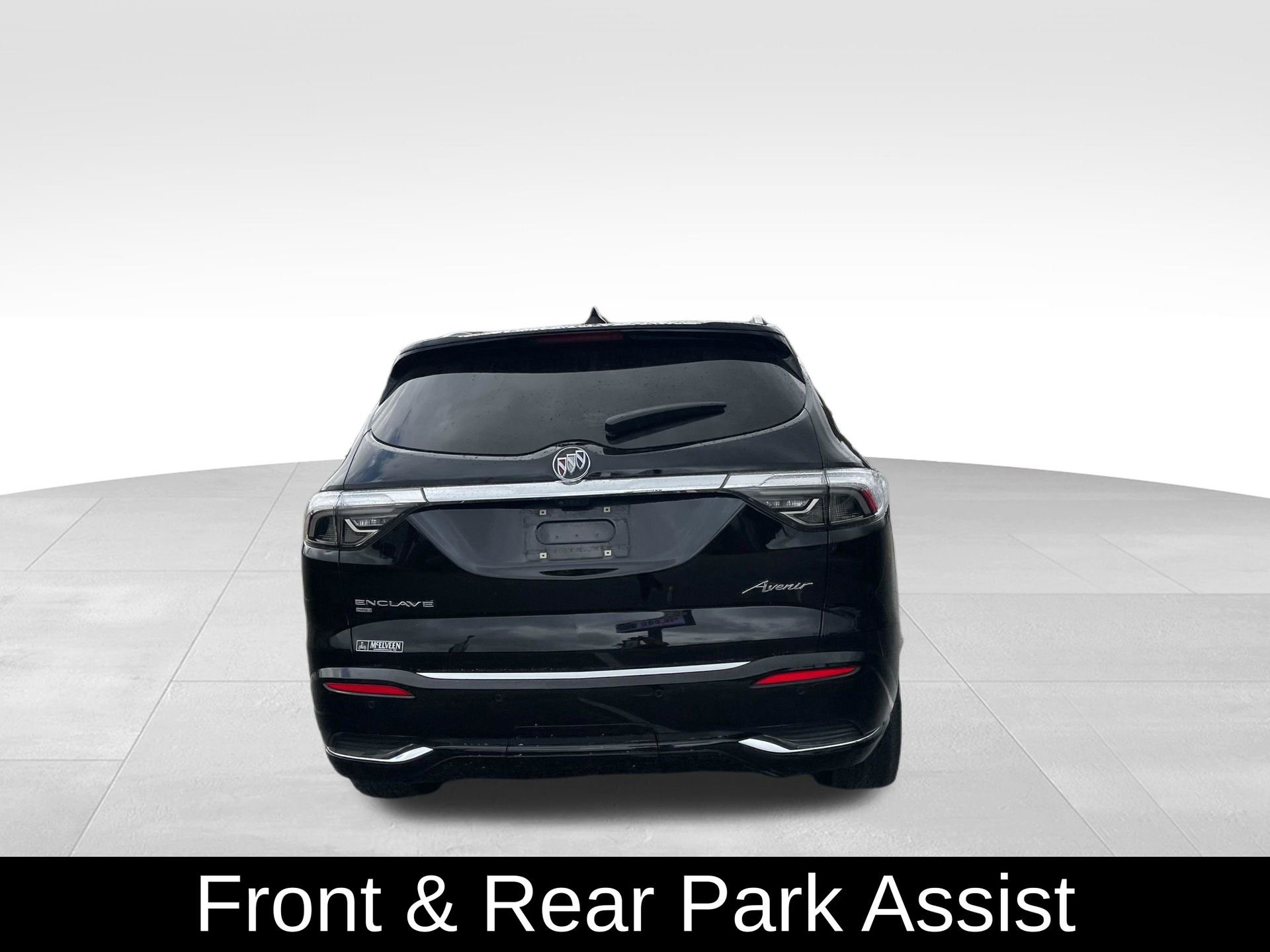 Used 2023 Buick Enclave Avenir w/ Avenir Technology Package image 7