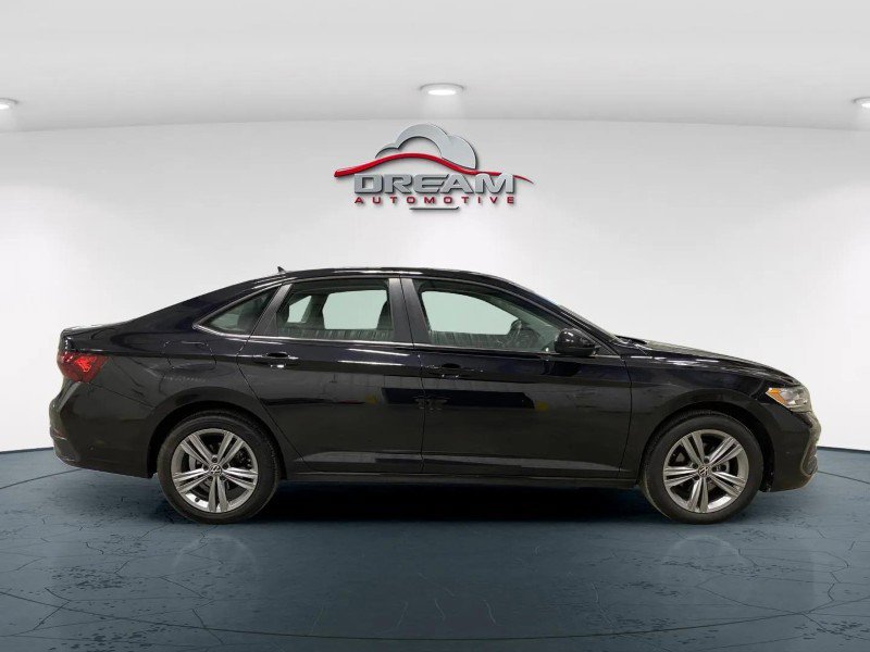 Used 2024 Volkswagen Jetta SE FWD image 19