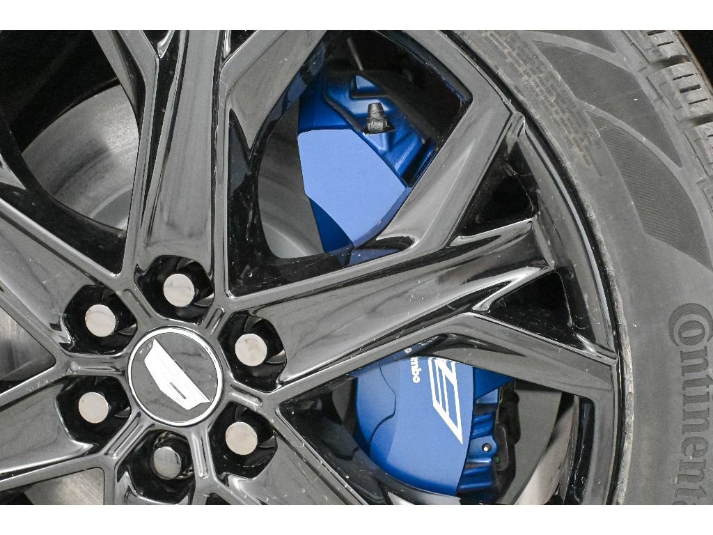 New 2026 Cadillac Optiq V w/ Carbon Fiber Package image 9