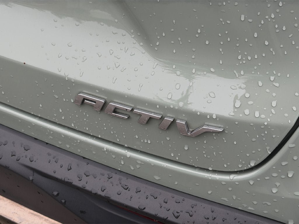 Used 2024 Chevrolet Trax ACTIV w/ Sunroof Package FWD image 35