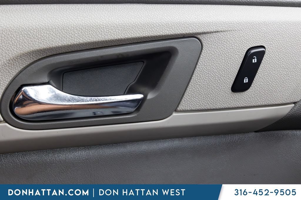 Used 2017 Chevrolet Traverse LS AWD/4WD image 13