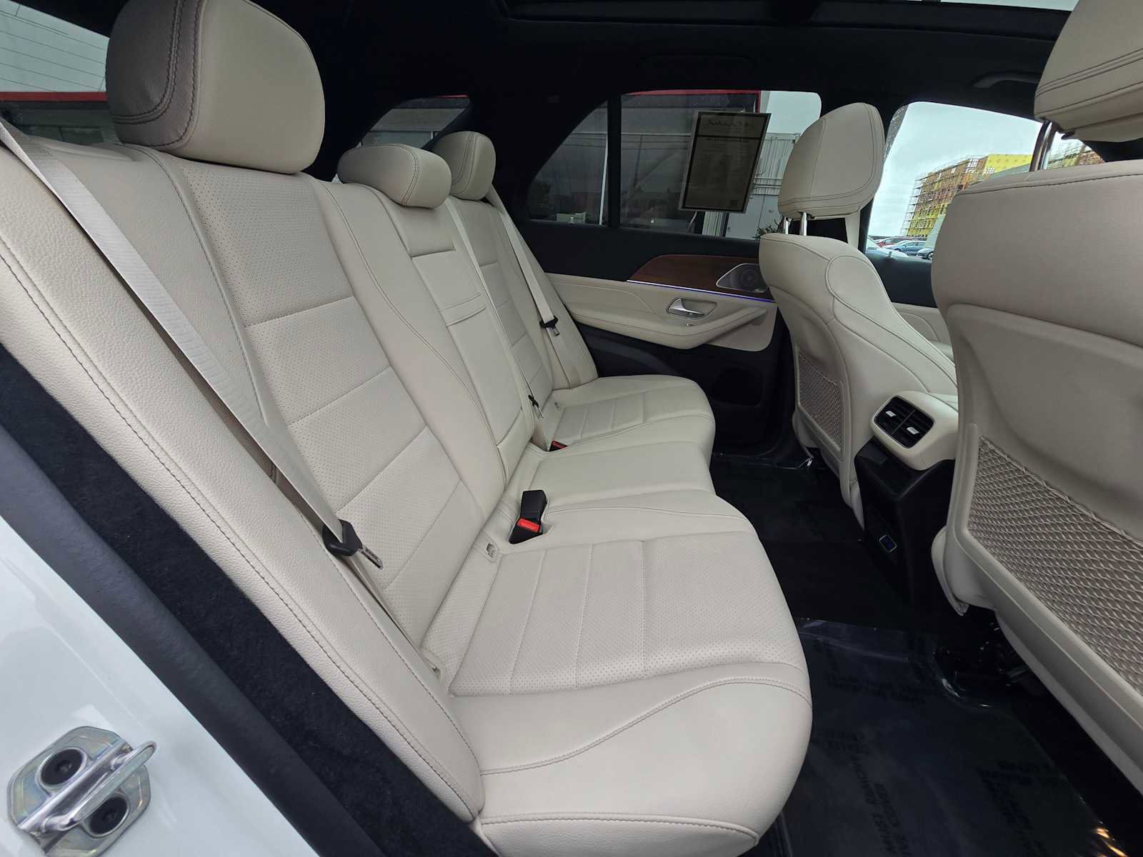 Used 2025 Mercedes-Benz GLE 450e 4MATIC image 15