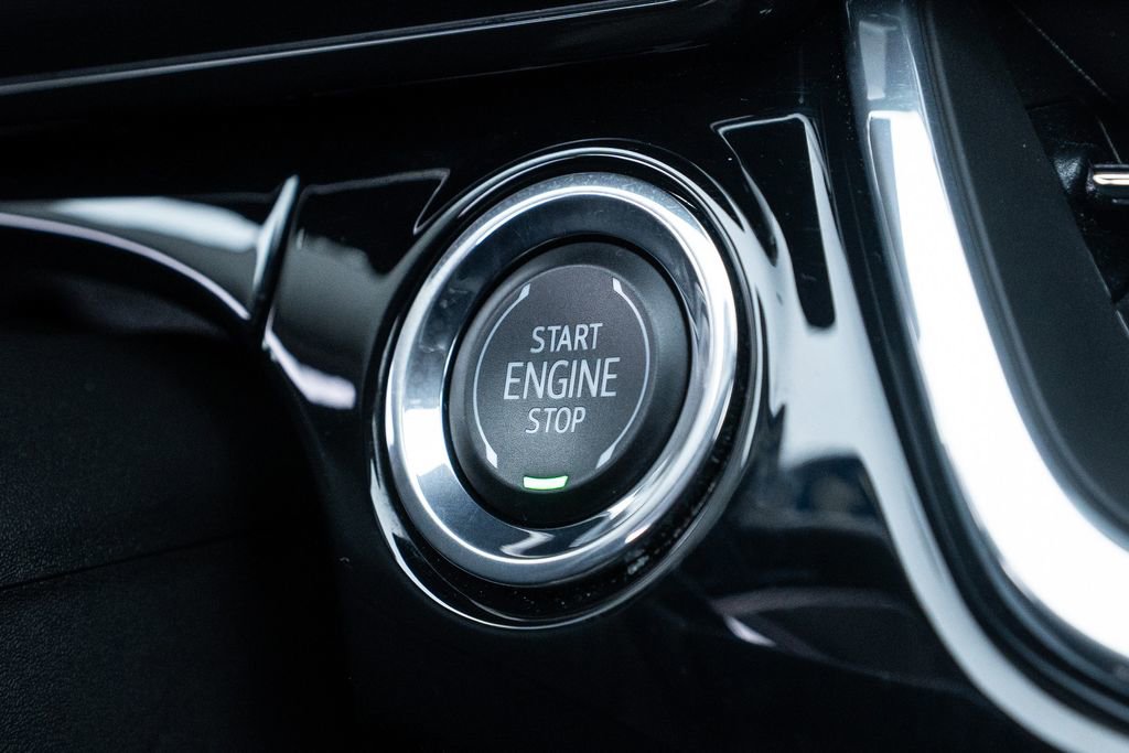 Used 2025 Chevrolet Trax ACTIV w/ Driver Confidence Package image 29