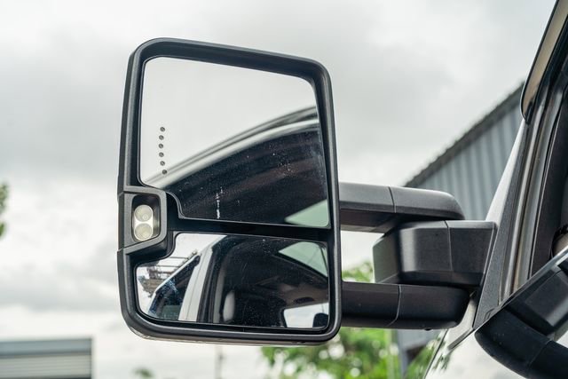 Used 2017 GMC Sierra 2500 Denali w/ Duramax Plus Package image 11