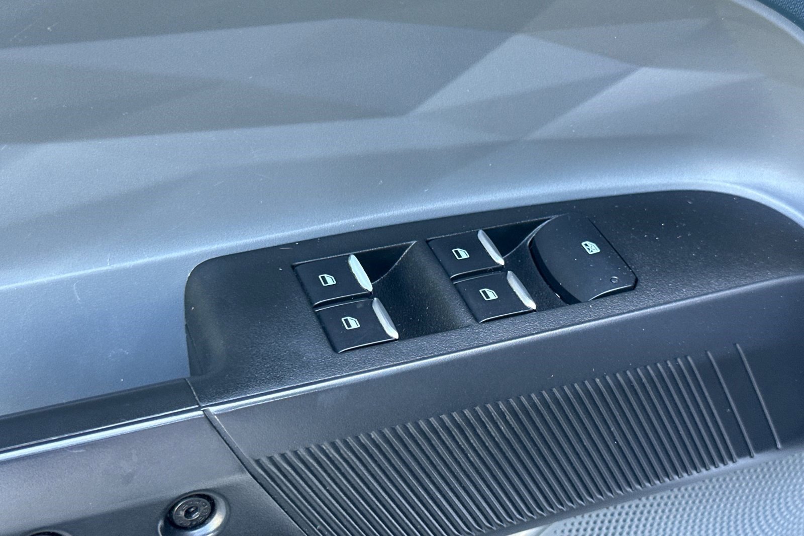 Used 2022 Ford Maverick XL image 13