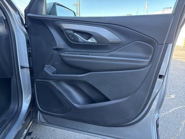 Used 2023 GMC Terrain SLE w/ Driver Convenience Package image 42