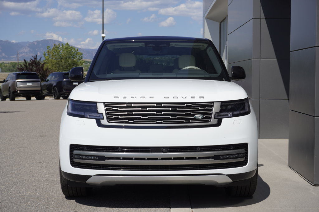 New 2026 Land Rover Range Rover Long Wheelbase SE AWD/4WD image 5