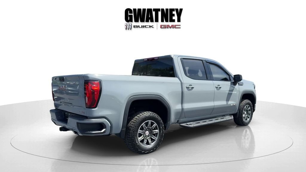 Used 2024 GMC Sierra 1500 AT4 w/ Technology Package AWD/4WD image 3