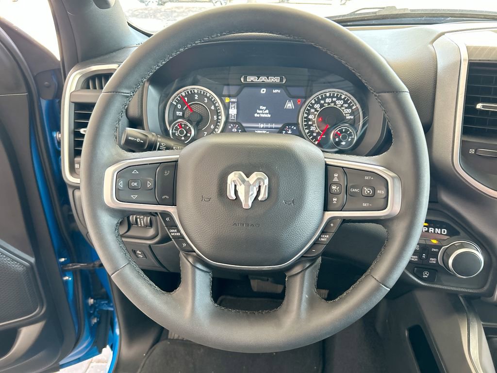 Used 2025 RAM 1500 Big Horn AWD/4WD image 16