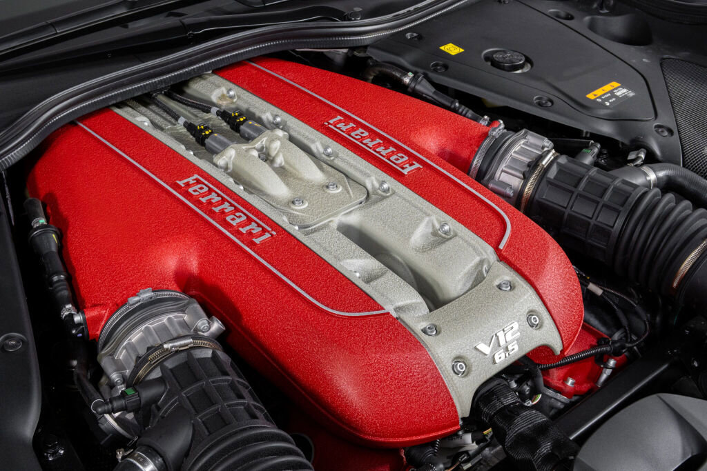 Used 2021 Ferrari 812 GTS image 23