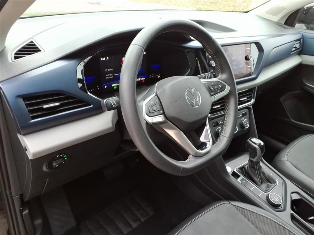 Used 2022 Volkswagen Taos SE w/ Panoramic Sunroof Package image 14