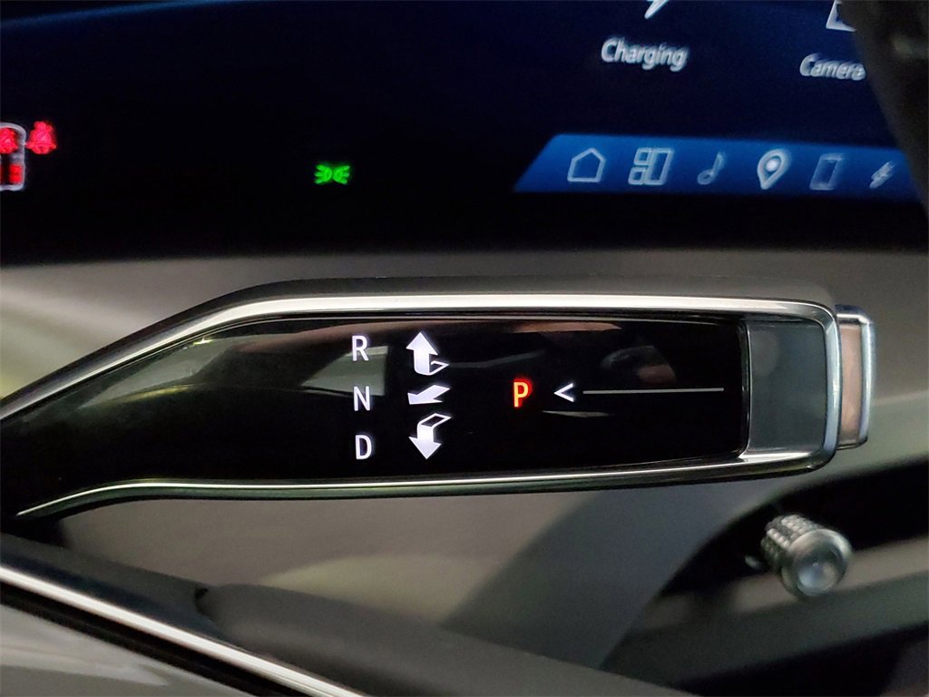 New 2026 Cadillac Vistiq Premium Luxury image 25