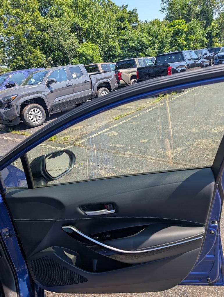 Certified 2025 Toyota Corolla XSE FWD image 19