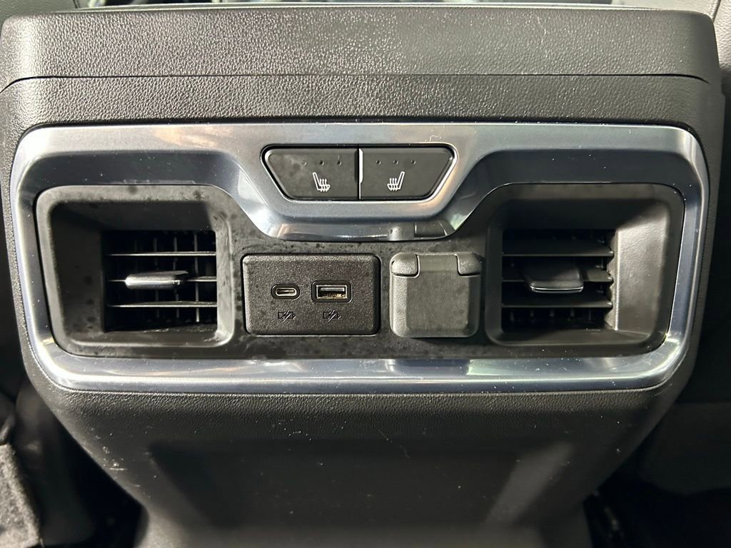 Used 2020 Chevrolet Silverado 2500 LTZ w/ LTZ Plus Package image 17