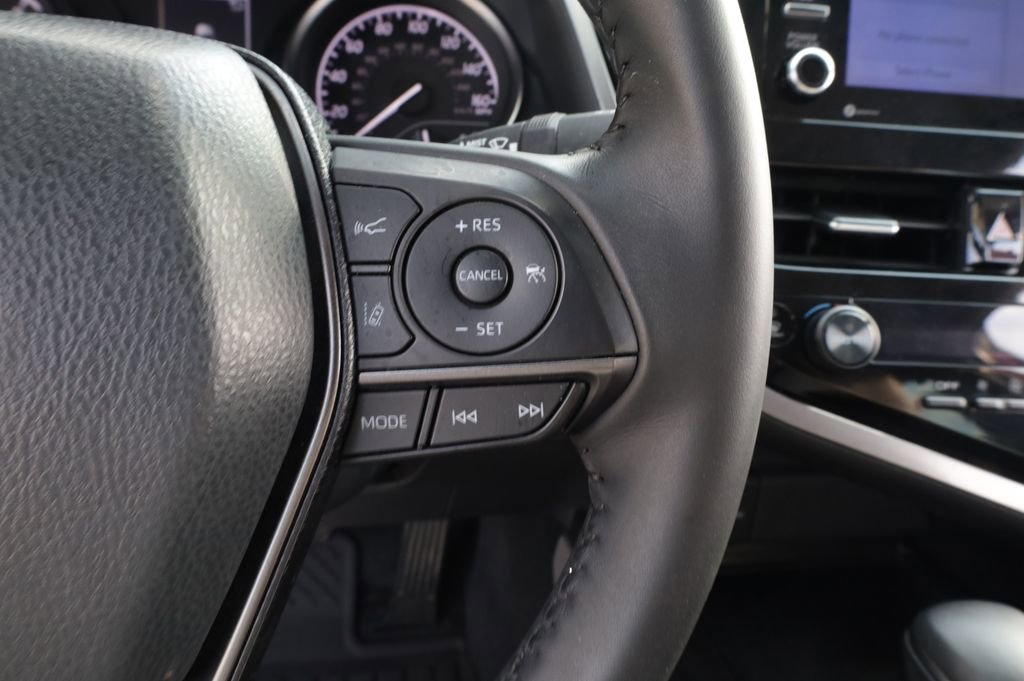 Used 2024 Toyota Camry SE w/ Convenience Package image 24