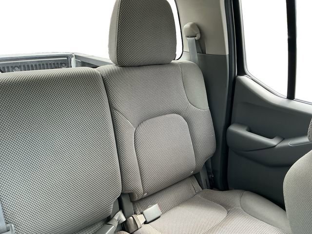 Used 2013 Nissan Frontier S image 18