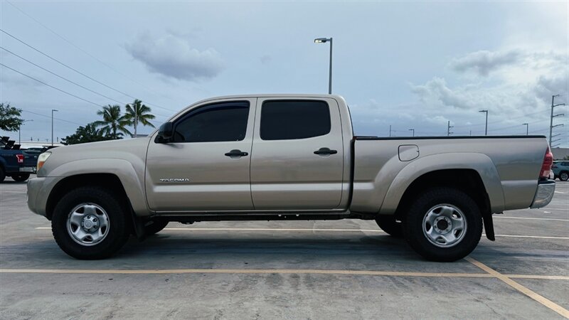 Used 2007 Toyota Tacoma PreRunner RWD image 3