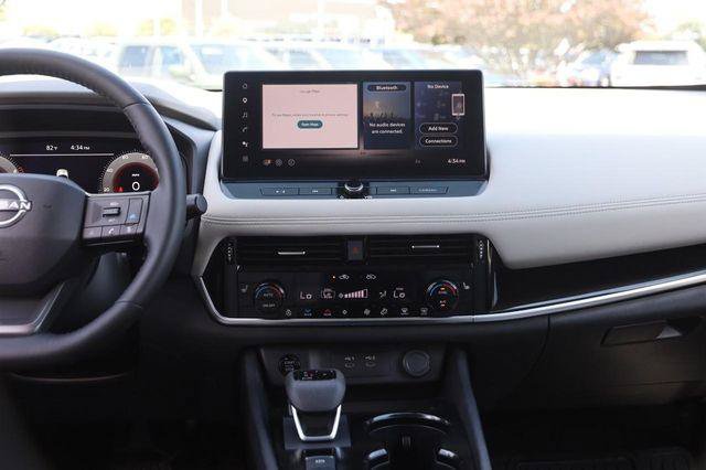 Certified 2025 Nissan Rogue SL w/ SL Premium Package FWD image 25