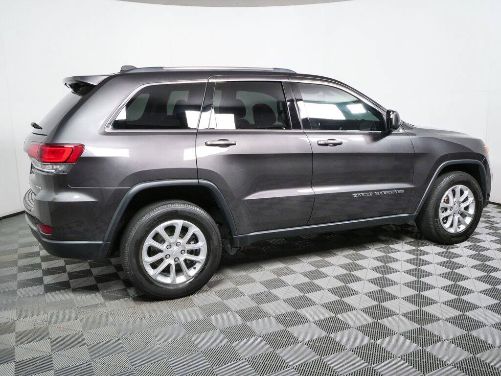 Used 2021 Jeep Grand Cherokee Laredo X RWD image 28