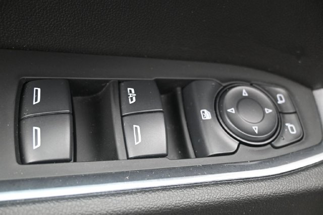 Used 2024 Chevrolet Silverado 1500 LT AWD/4WD image 7