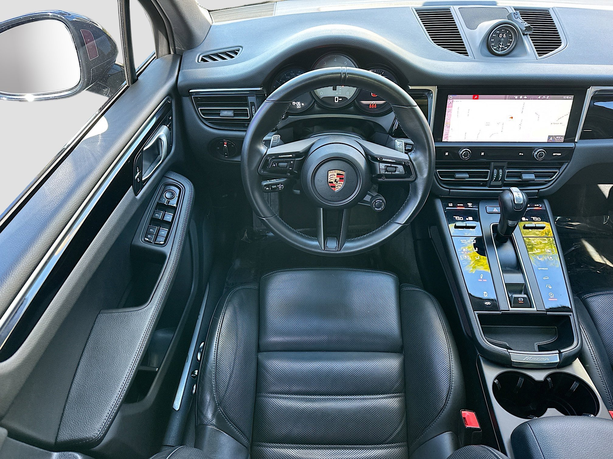 Used 2024 Porsche Macan S image 23