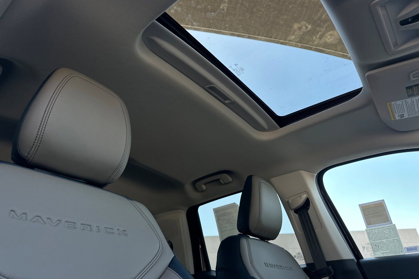 New 2025 Ford Maverick Lariat image 15