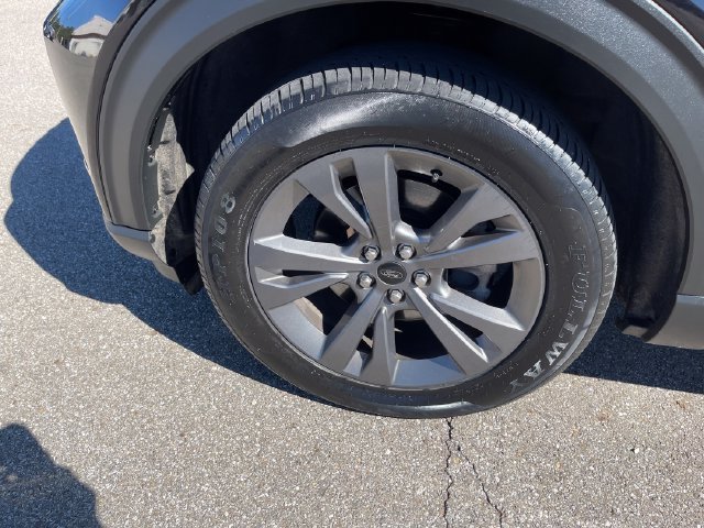 Used 2021 Ford Explorer XLT w/ Equipment Group 202A AWD/4WD image 24