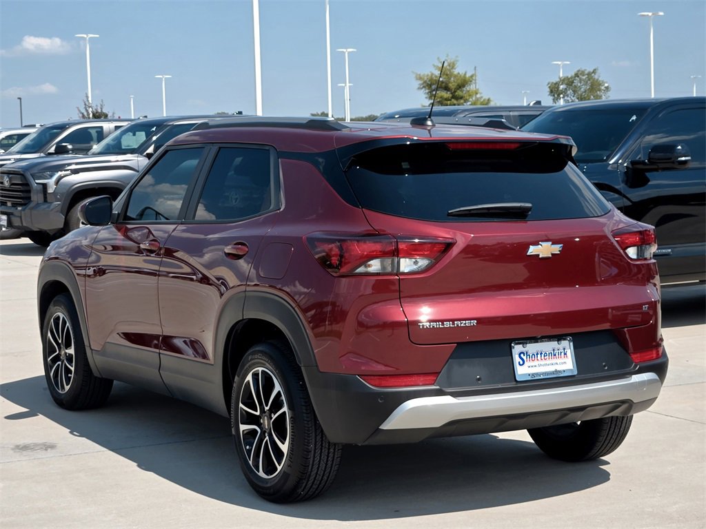 Used 2024 Chevrolet TrailBlazer LT w/ Convenience Package image 5