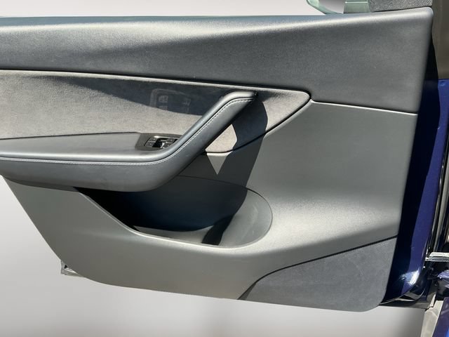 Used 2020 Tesla Model Y Long Range AWD/4WD image 11