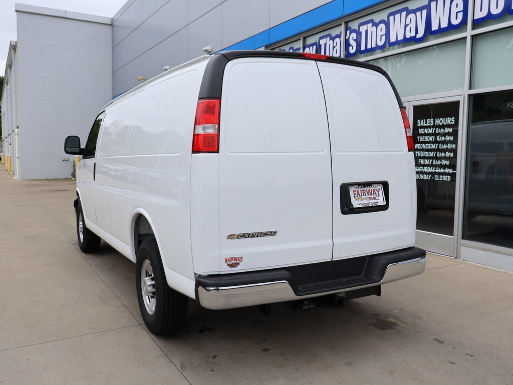 New 2026 Chevrolet Express 2500 w/ Enhanced Convenience Package RWD image 8