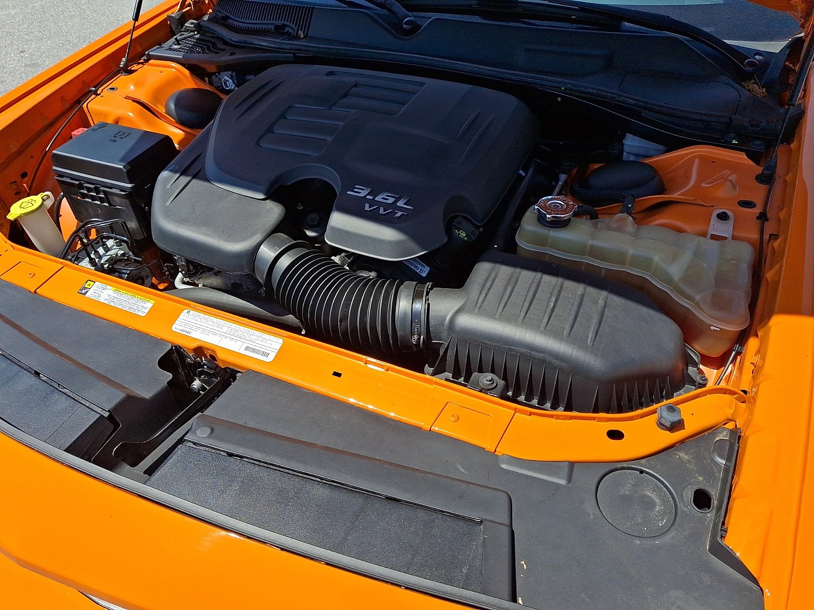Used 2012 Dodge Challenger SXT Plus RWD image 27
