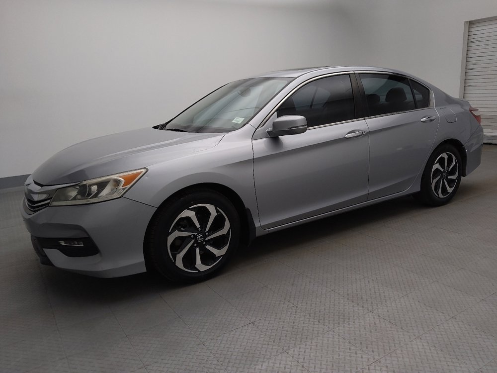 Used 2017 Honda Accord EX-L image 2