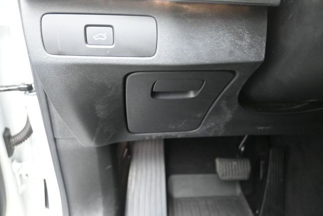 Used 2023 Volvo XC90 B6 Plus w/ Protection Package Premier AWD/4WD image 15