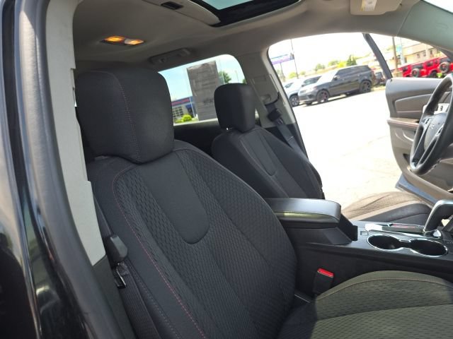 Used 2015 GMC Terrain SLE FWD image 38