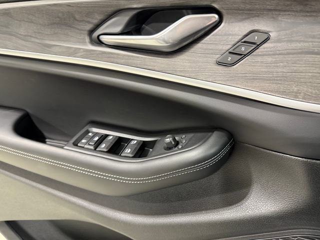 New 2025 Jeep Grand Cherokee Limited image 28