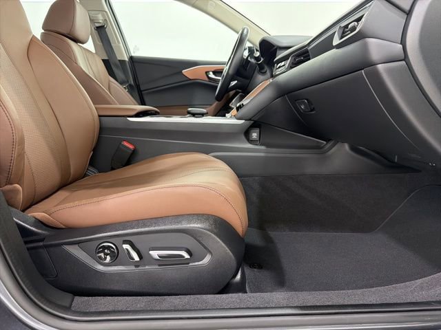 Certified 2023 Acura TLX w/ Technology Package image 20